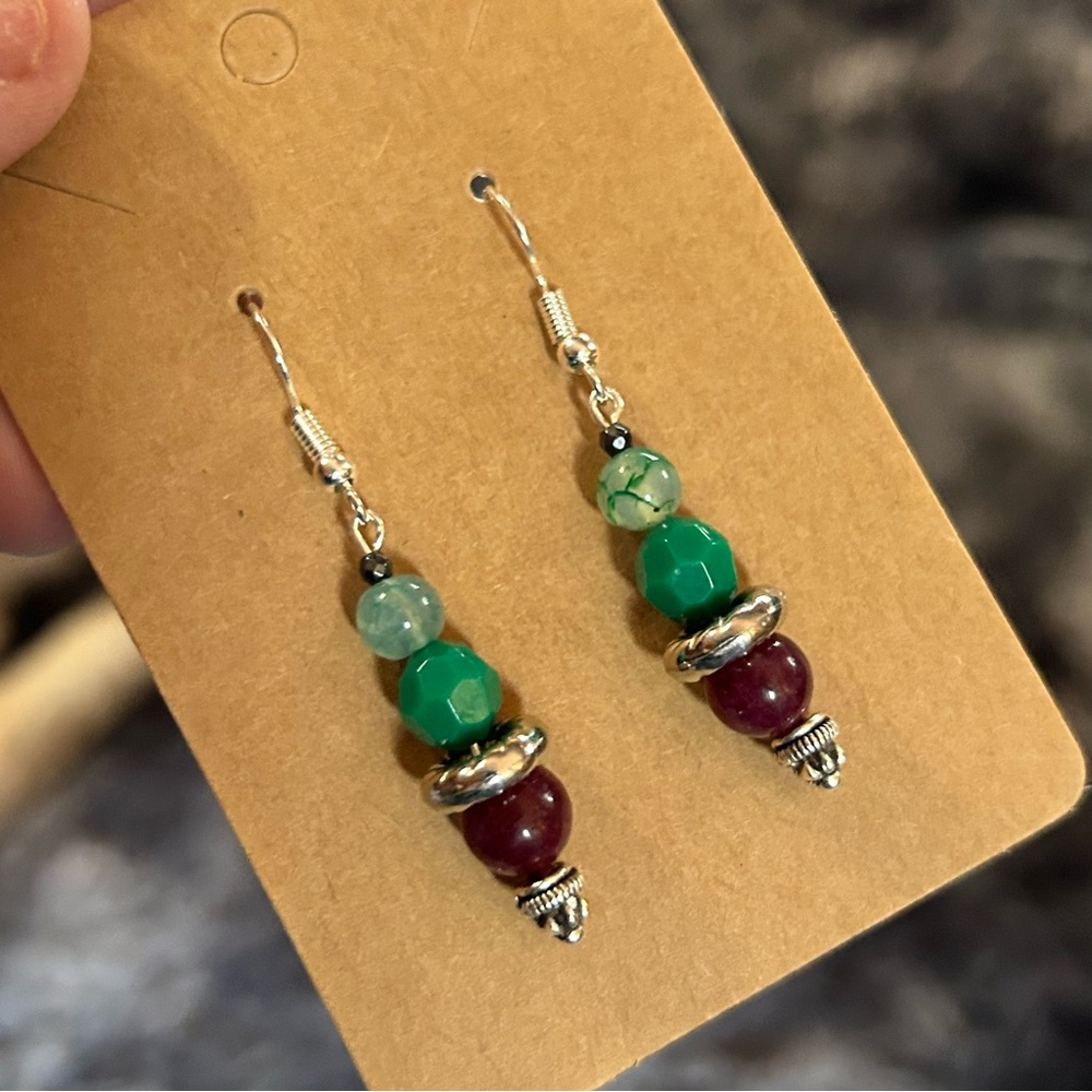 Handcrafted elegant genuine stone garnet dragon vein faceted hematite earrings